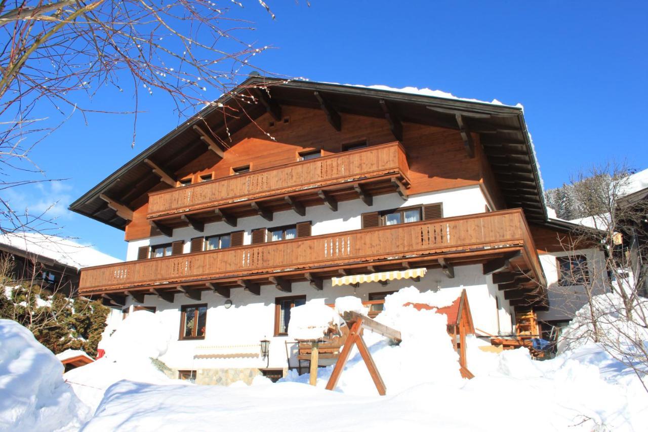 Pension Aberger Saalbach-Hinterglemm Bagian luar foto