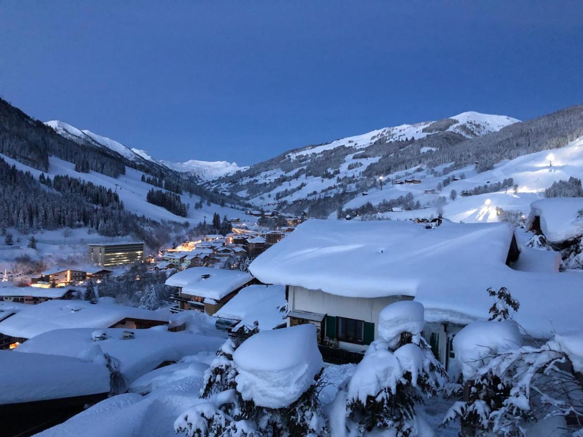 Pension Aberger Saalbach-Hinterglemm Bagian luar foto