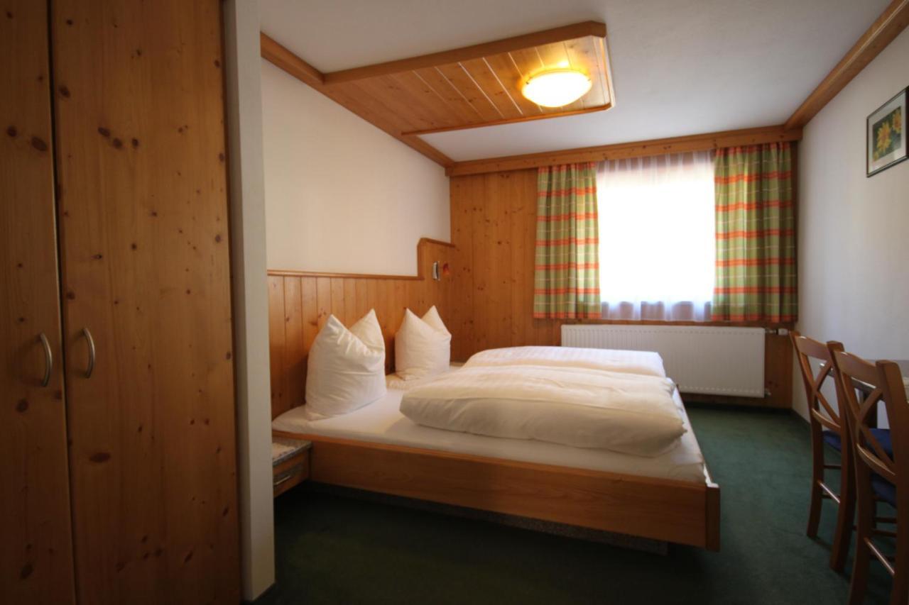 Pension Aberger Saalbach-Hinterglemm Bagian luar foto
