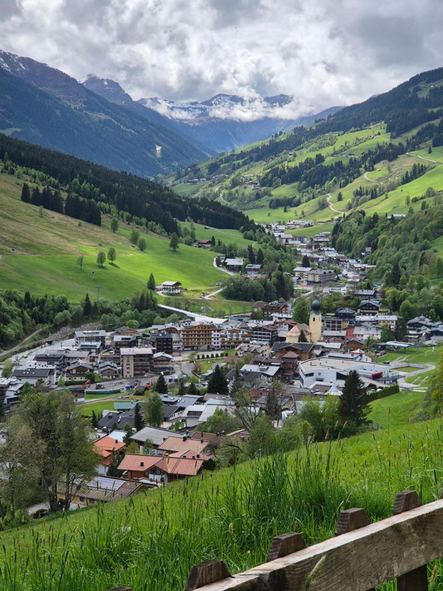 Pension Aberger Saalbach-Hinterglemm Bagian luar foto